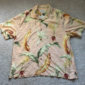Tommy Bahama Shirt Mens XL Beige Silk Hawaiian Aloha Camp Original Fit Tropical